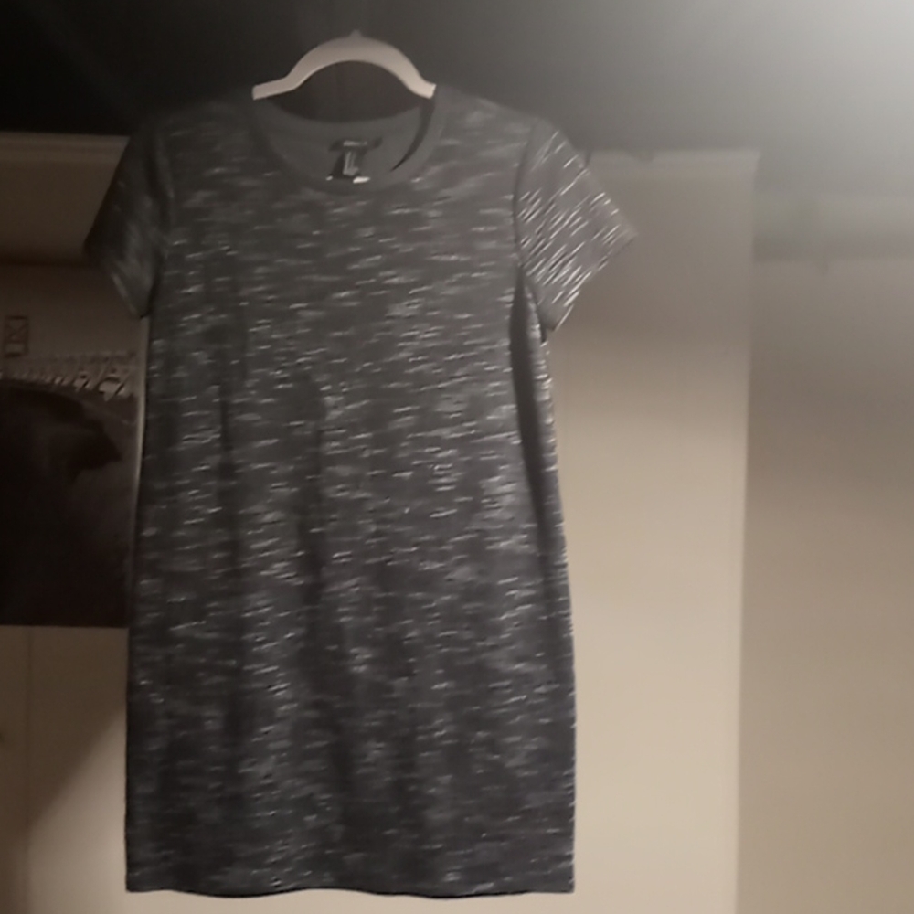 Long teeshirt forever 21